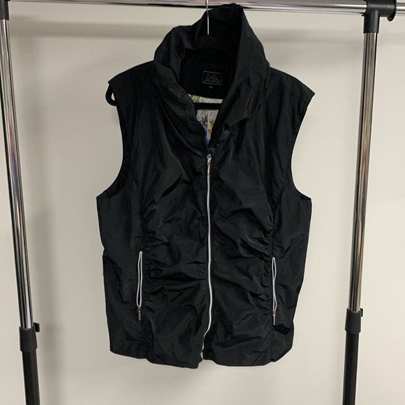 UBU Reversible Vest Size XL - Picture 1 of 5